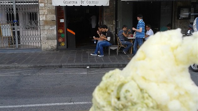 Pisa - osvden zmrzlinrna Gelateria De Coltelli (Lungarno Pacinotti 23)