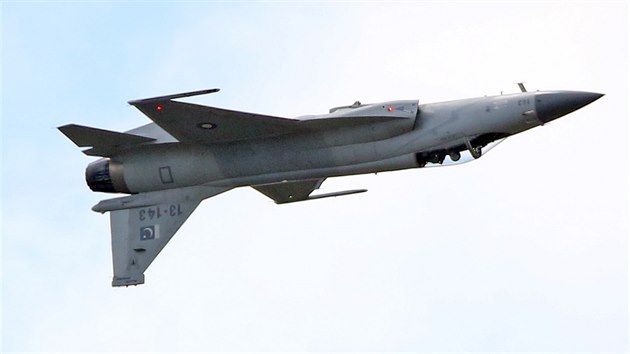 Pkistnsk vceelov bojov letoun JF-17 Thunder vznikl ve spoluprci s nou.