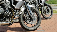 Triumph Tiger 800 XCX a XRX Triumph Tiger 800 XCX a XRX