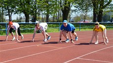 Herci Moravského divadla trénují na půlmaraton ve sportovním. Na start závodu... Herci Moravského divadla trénují na půlmaraton ve sportovním. Na start závodu...