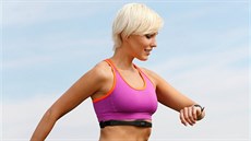 Měření tepové frekvence vám pomůže k lepším výkonům i hubnutí. Měření tepové frekvence vám pomůže k lepším výkonům i hubnutí.