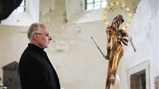Představení nové Zelenohorské madony od sochaře Václava Česáka (na snímku) v... Představení nové Zelenohorské madony od sochaře Václava Česáka (na snímku) v...