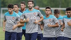 Tým Portugalska, který odehraje v Uherském Hradišti všechna tři utkání, trénuje... Tým Portugalska, který odehraje v Uherském Hradišti všechna tři utkání, trénuje...