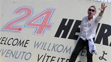 Český komentátor Martin Straka zavítal na okruh v Le Mans. Český komentátor Martin Straka zavítal na okruh v Le Mans.