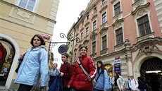 V hlavní budově v domě U Sixtů obrácené do Celetné ulice má být přestavěn... V hlavní budově v domě U Sixtů obrácené do Celetné ulice má být přestavěn...