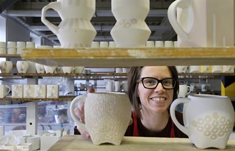 Dubská porcelánka poádá hrnkové sympozium s cílem nalézt nové tvary a dekory,...