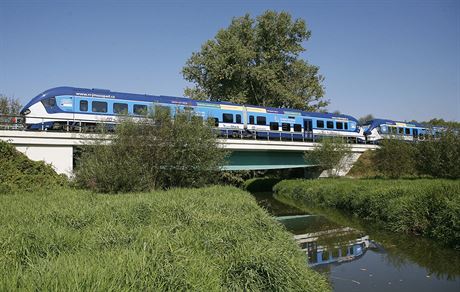 Na modernizované trati z Hradce Králové do Trutnova by mohly jezdit vlaky...