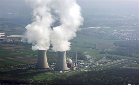 Atomová elektrárna Grafenrheinfeld v Bavorsku.