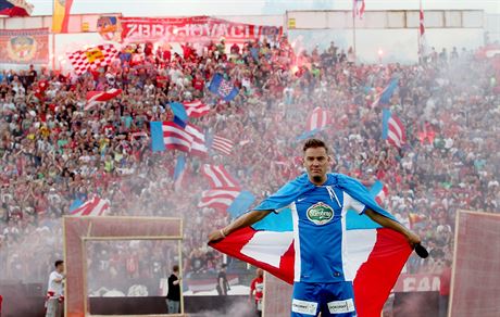 Star fotbalov stadion za Lunkami hostil rozluku Petra vancary s karirou....