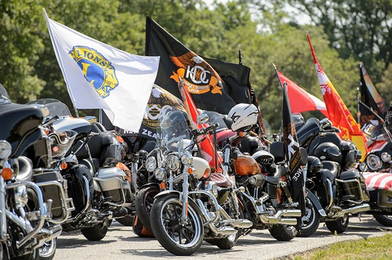 Jeep & Harley Days se letos uskutenily v St.Tropez.