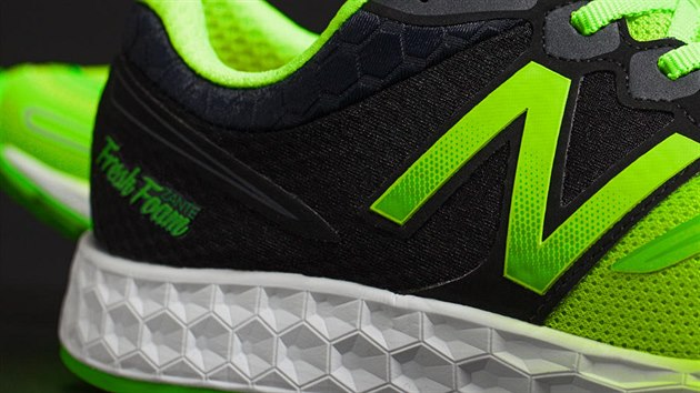 New Balance FreshFoam Zante - Svrek boty je kompletn bezev a z velmi pjemnch streovch materil.