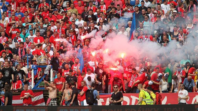 Petr vancara se na stadionu Za Lunkami louil s karirou. (27. ervna 2015).