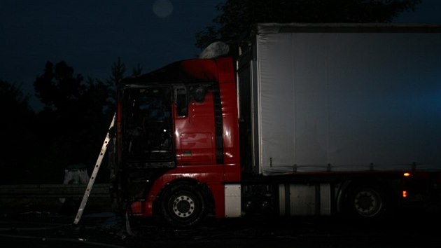 V zaparkovanm kamionu na Olomoucku uhoel idi.