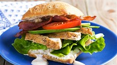 Kuřecí cajun burgery Kuřecí cajun burgery