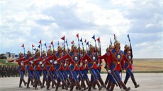 Slavnostní ceremoniál cviení Khaan Quest v Mongolsku