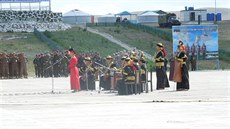 Slavnostní ceremoniál cviení Khaan Quest v Mongolsku