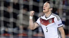 Německý záložník Nico Schulz se raduje ze vstřeleného gólu proti Česku. Německý záložník Nico Schulz se raduje ze vstřeleného gólu proti Česku.