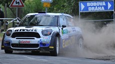 Posádka Václav Pech a Petr Uhel během Agrotec rallye Hustopeče. Posádka Václav Pech a Petr Uhel během Agrotec rallye Hustopeče.