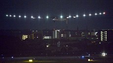 Solar Impulse 2 přelétá 29. června 2015 přes japonské letiště Nagoja. Solar Impulse 2 přelétá 29. června 2015 přes japonské letiště Nagoja.