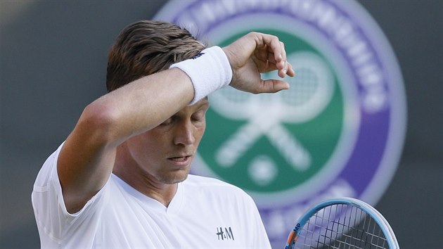 Tom Berdych se v 1. kole Wimbledonu s Chardym dost nade.