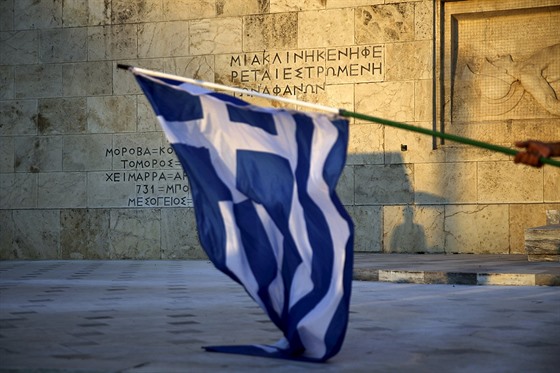 Ped eckým parlamentem v Aténách ve tvrtek veer protestovaly tisíce...