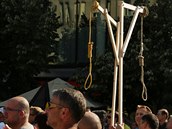 Demonstrace proti pisthovalcm na Václavském námstí.
