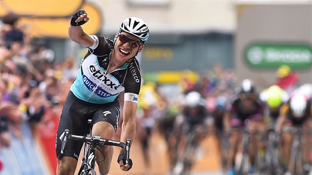 Nmeck cyklista Tony Martin vtz ve 4. etap Tour de France, dky emu si...