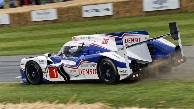 Hybridn specil Toyota TS040 pro LeMans