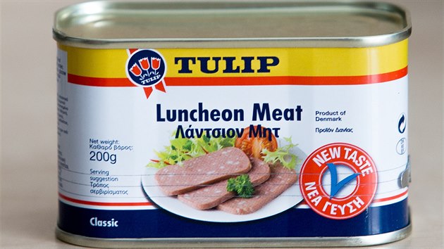 Luncheon Meat od dnskho vrobce Tulip se pro esko vyrb z kuecho separtu, pro Nmecko z vepovho masa