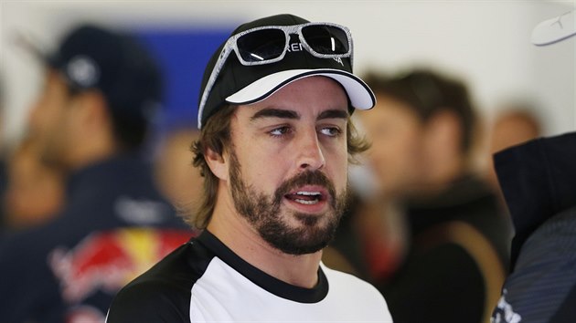 Fernando Alonso z McLarenu ped Velkou cenou Britnie