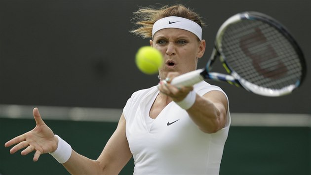 Lucie afov bojuje ve 3. kole Wimbledonu.