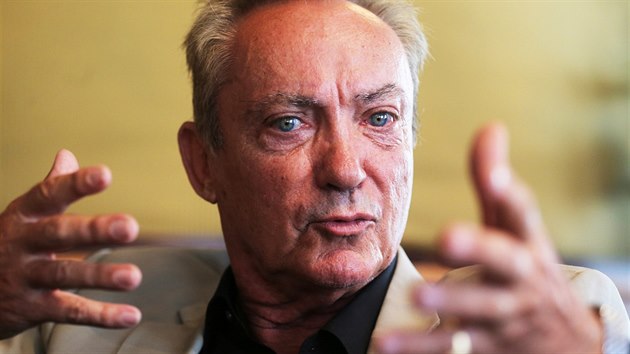 Udo Kier pijel do Var pedstavit snmky Zero a Zakzan komnata (8. ervence 2015).