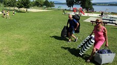 Městské koupaliště Dřenice leží na Jesenické přehradě nedaleko Chebu. Městské koupaliště Dřenice leží na Jesenické přehradě nedaleko Chebu.