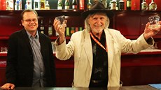 Saša Gedeon a Juraj Jakubisko na karlovarském festivalu Saša Gedeon a Juraj Jakubisko na karlovarském festivalu
