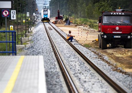 Správa elezniní dopravní cesty letos finiovala s evropskými dotacemi. Padl proto rekord v objemu zakázek
