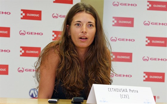 Petra Cetkovská na tiskové konferenci ped olomouckým tenisovým turnajem