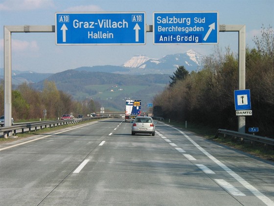 Dálnice A10 v Rakousku (Tauernautobahn) je velmi vytíená, krom ploného...