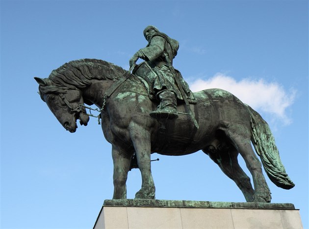 Jezdecká socha Jana iky na Vítkov.
