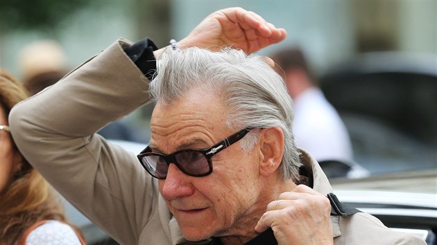 Do Karlovch Var dorazil posledn ohlen host filmovho festivalu Harvey Keitel.