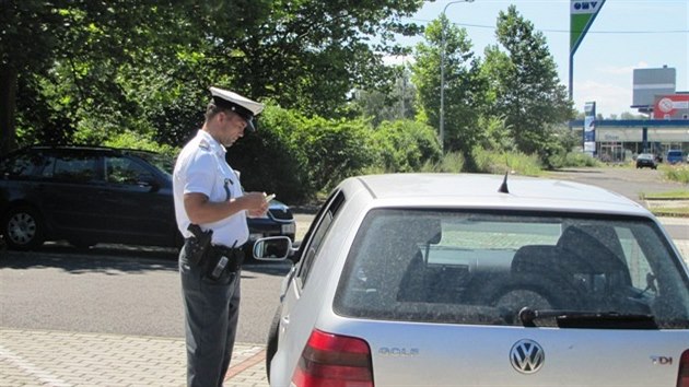 Policist v Karlovarskm kraji kontrolovali idie.