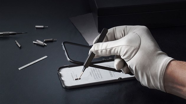 Luxusn titanov pouzdro Gresso Regal pro iPhone 6/6 Plus