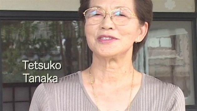 Tetsuko Tanaka, jedna z japonskch aek, kter pracovaly na vrob ohnivch baln