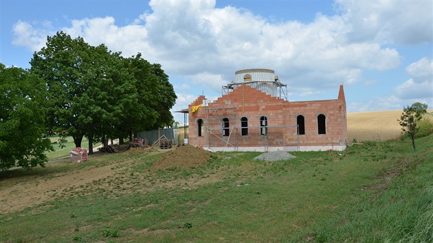 Stavba pravoslavnho kostela v Uherskm Brod