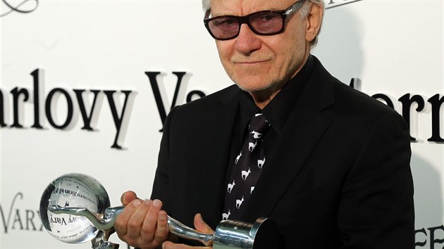 Harvey Keitel dostal Kilov glbus u ped lety, letos vak pevzal divckou cenu za snmek Mld, ve kterm si zahrl spolu s Michaelem Cainem (11. ervence 2015).