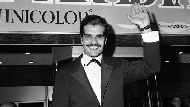 Omar Sharif na premie filmu Lawrence z Arbie v roce 1962