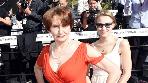 Eva Holubov a jej dcera Karolna (Karlovy Vary, 11. ervence 2015)