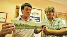 Sbírka Víta Ryšánka čítá hodně přes osm tisíc pohlednic. Pocházejí z celého... Sbírka Víta Ryšánka čítá hodně přes osm tisíc pohlednic. Pocházejí z celého...