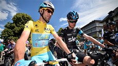 Vincenzo Nibali a Chris Froome při Tour de France 2014. Vincenzo Nibali a Chris Froome při Tour de France 2014.