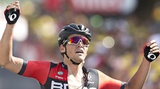 Belgický cyklista Greg van Avermaet slaví své vítězství ve 13. etapě Tour de... Belgický cyklista Greg van Avermaet slaví své vítězství ve 13. etapě Tour de...