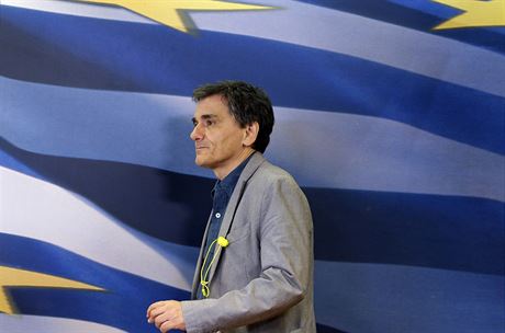 ecký ministr financí Euklidis Tsakalotos jednal s viteli 18 hodin.